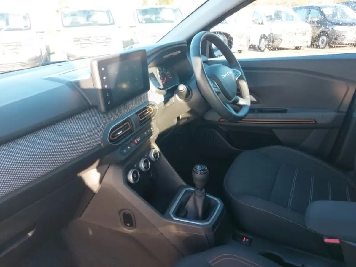 2023-dacia-sandero-stepway-10-tce-journey-90bhp-big-4