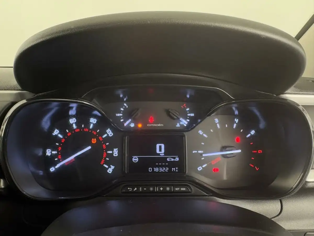 2023-citroen-c3-12-puretech-c-series-edition-83ps-ss-big-38