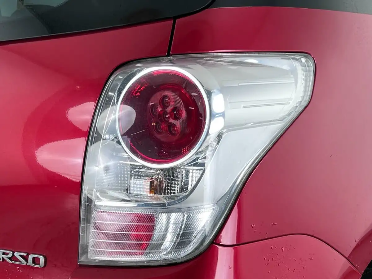 2016-toyota-verso-16d-d-4d-trend-big-5