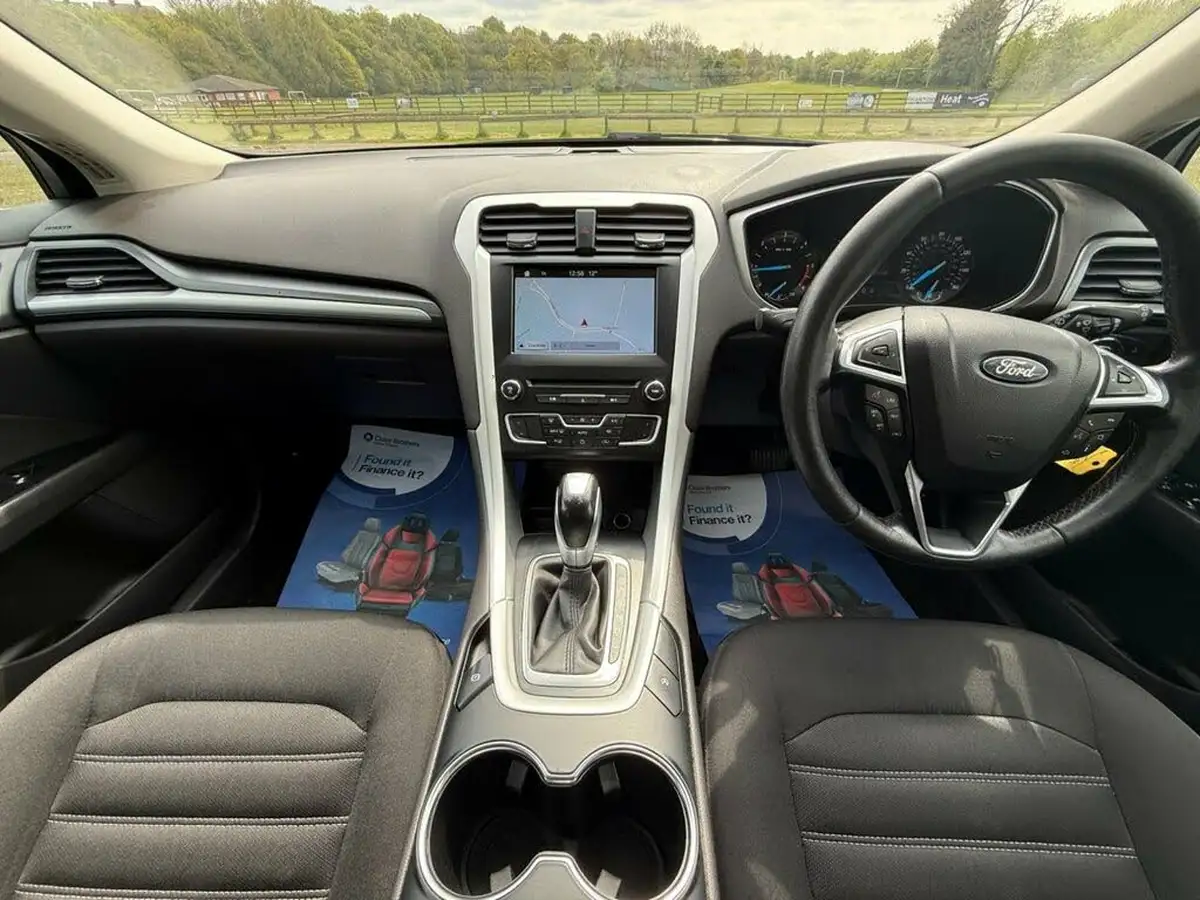 2017-ford-mondeo-20tdci-zetec-eco-estate-big-11