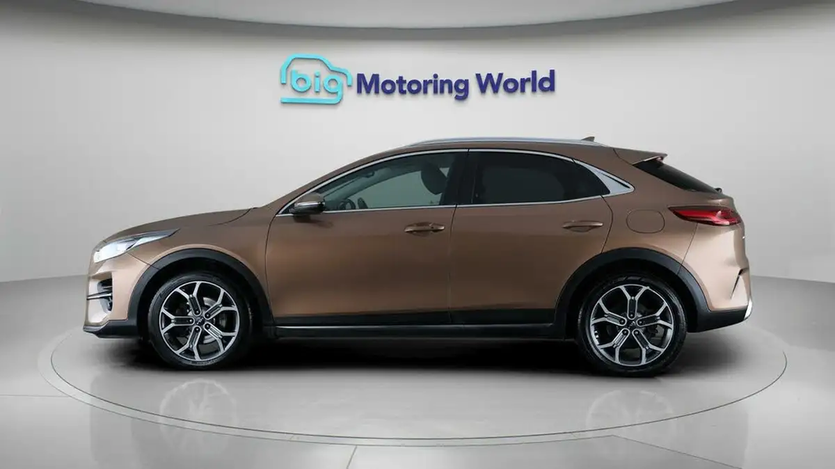 2022-kia-xceed-15-t-gdi-3-big-3