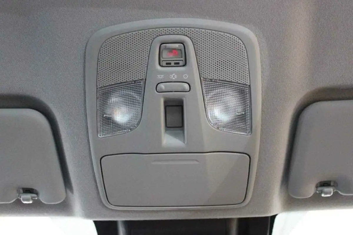 2025-suzuki-s-cross-14-boosterjet-motion-big-39