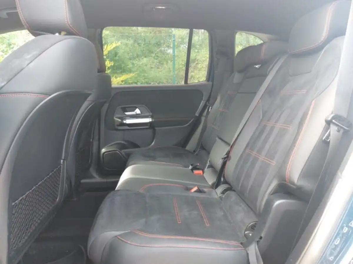 2022-mercedes-benz-glb-class-13-glb200-amg-line-7g-tronic-big-5