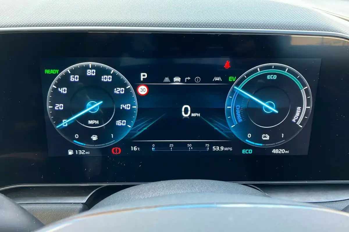 2024-kia-niro-16-gdi-4-127bhp-hev-132kwh-big-18