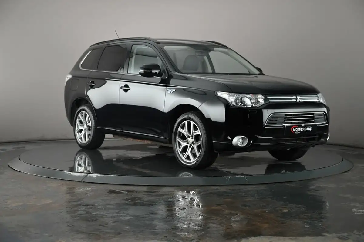 2014-mitsubishi-outlander-20-gx4h-big-1