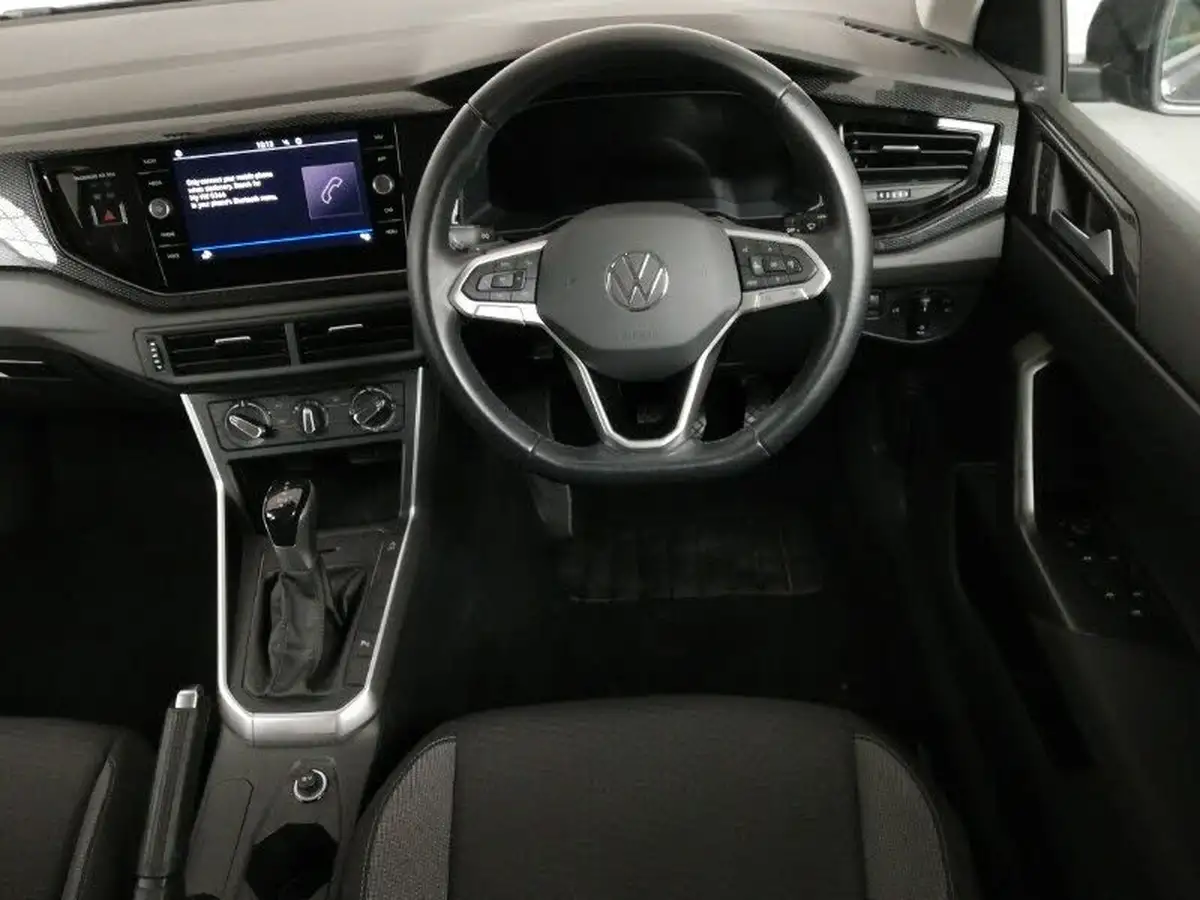 2022-volkswagen-polo-10-tsi-life-dsg-big-6