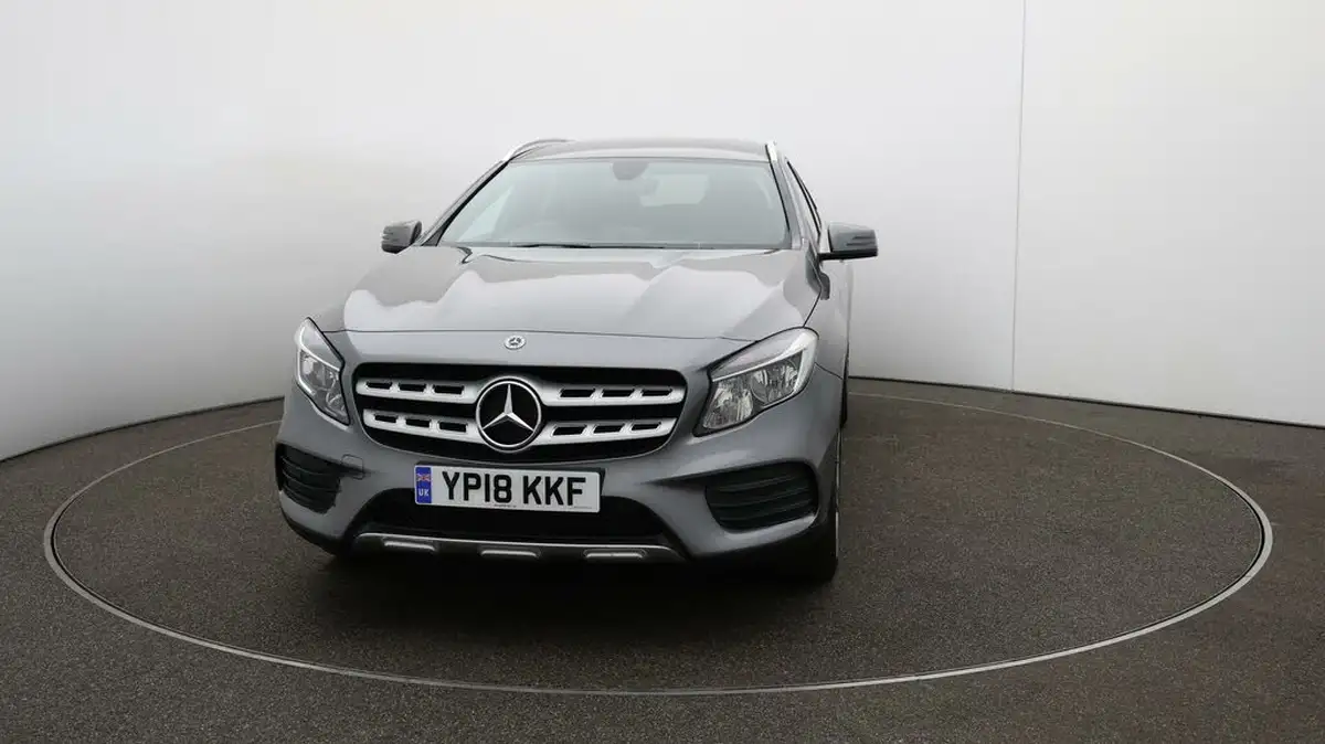 2018-mercedes-benz-gla-class-16-gla-200-amg-line-154bhp-big-29