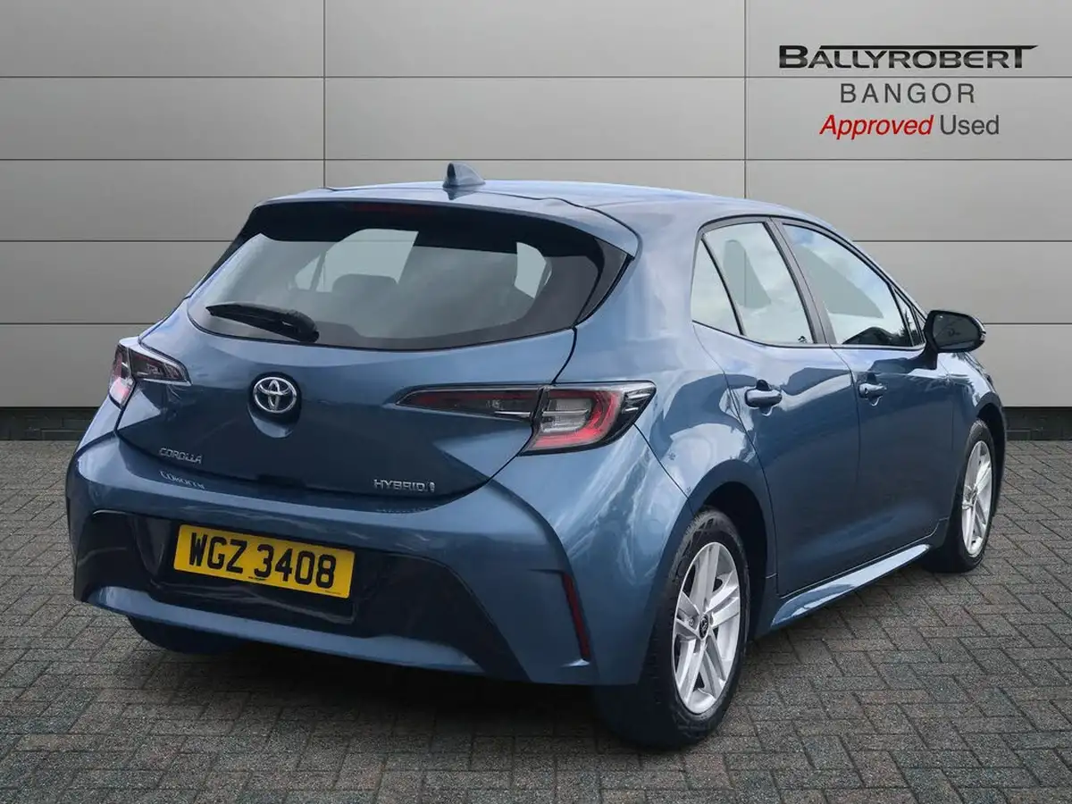 2022-toyota-corolla-18-vvt-i-icon-120bhp-trk-hatchback-5d-big-14