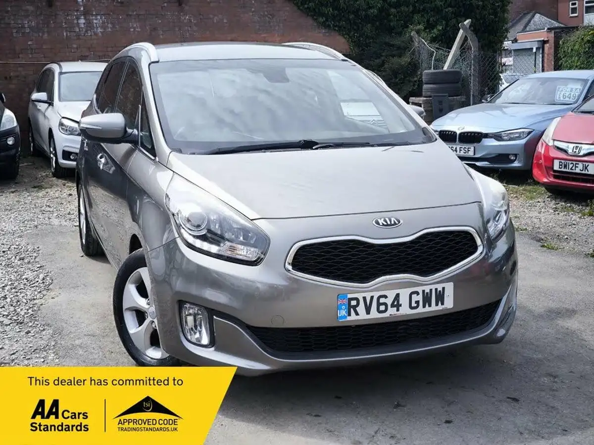 2014-kia-carens-17-crdi-2-134bhp-auto-big-3
