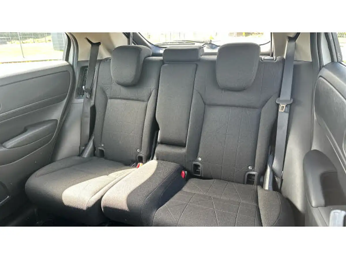 2022-honda-hr-v-15-i-mmd-elegance-big-7