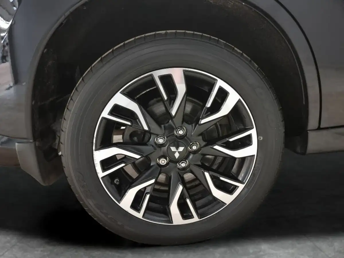 2017-mitsubishi-outlander-20-4hs-phev-5st-big-29
