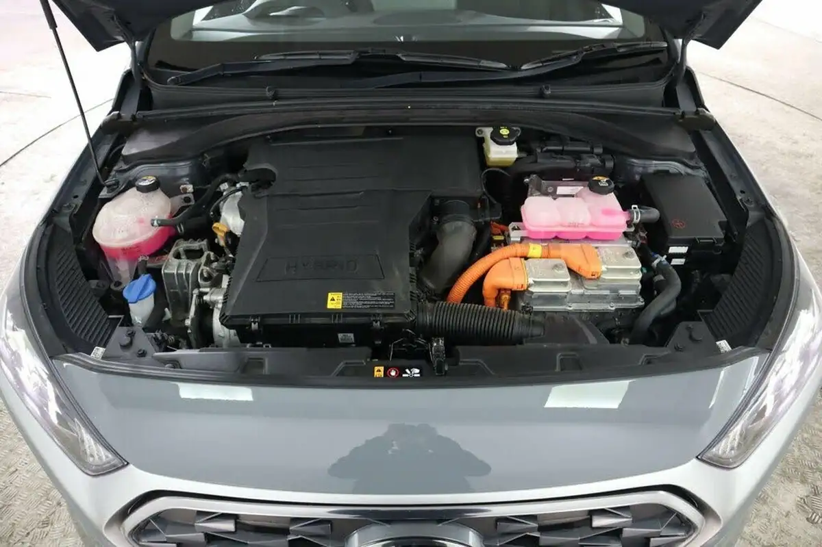 2021-hyundai-ioniq-16-gdi-premium-hybrid-big-25