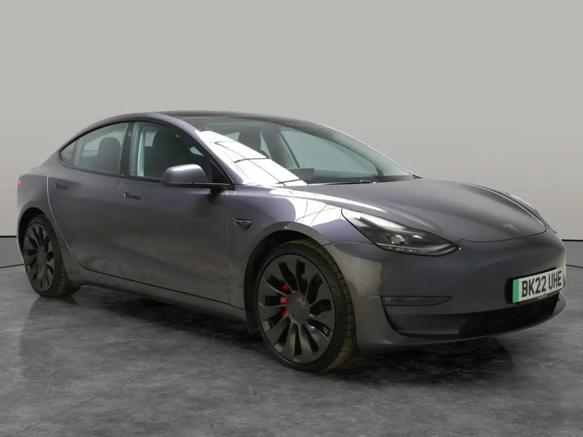 2022-tesla-model-3-e-performance-big-9