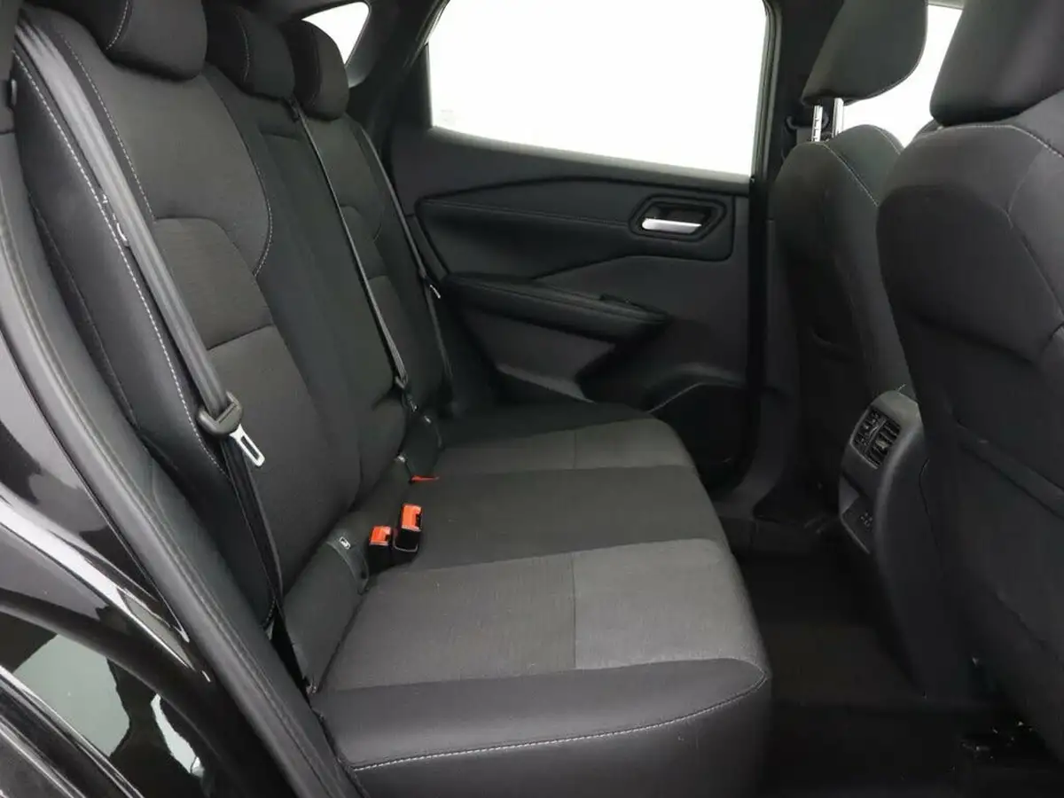 2021-nissan-qashqai-13-dig-t-n-connecta-140ps-big-14