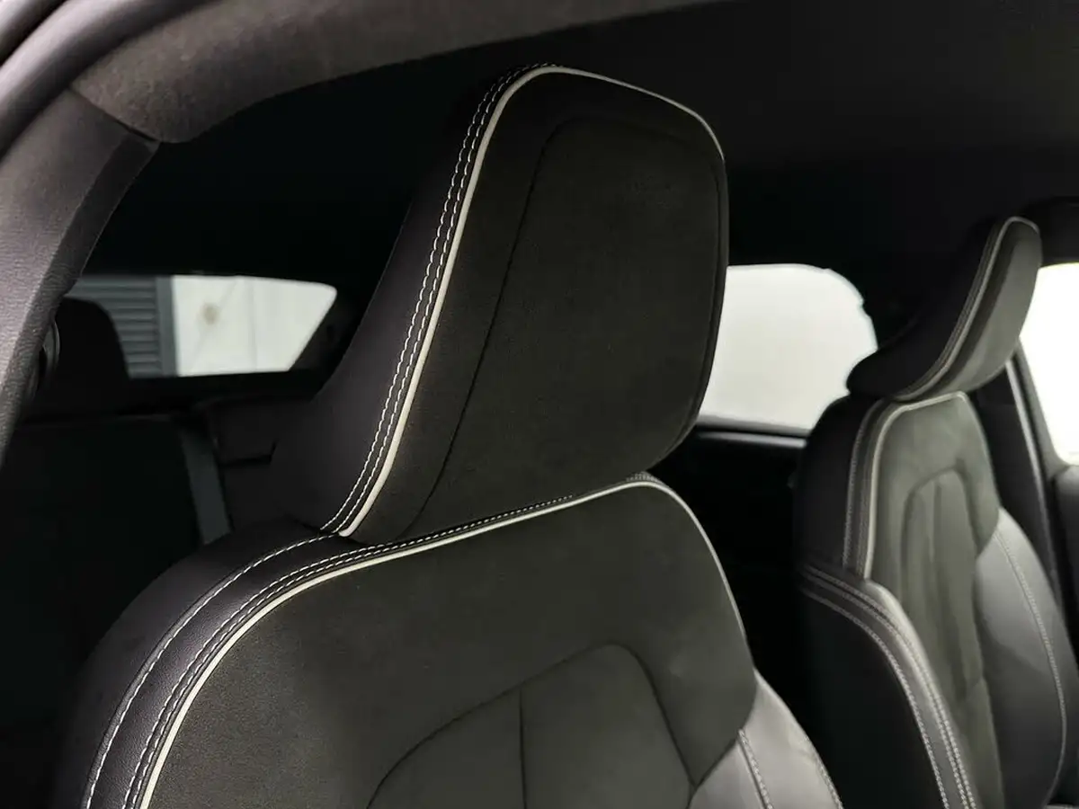 2021-volvo-xc40-15-t5-r-design-262bhp-big-24