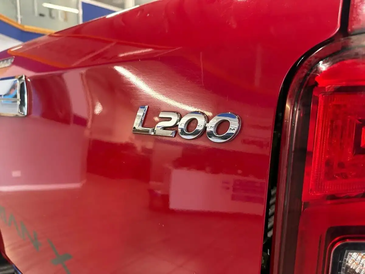 2021-mitsubishi-l200-22di-d-barbarian-x-big-28