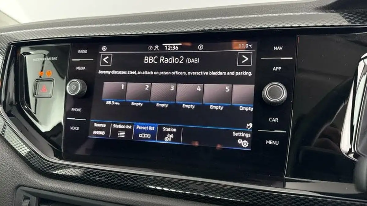 2024-volkswagen-polo-10-tsi-life-big-6