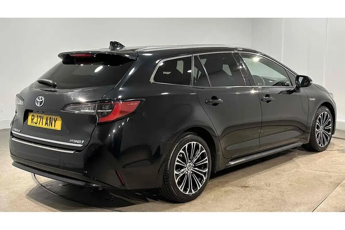 2021-toyota-corolla-18-vvt-i-excel-trk-touring-sports-big-7