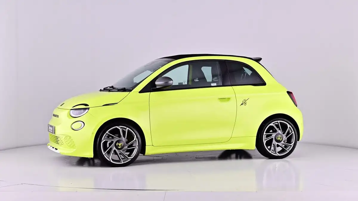 2023-abarth-500c-e-500e-turismo-big-64