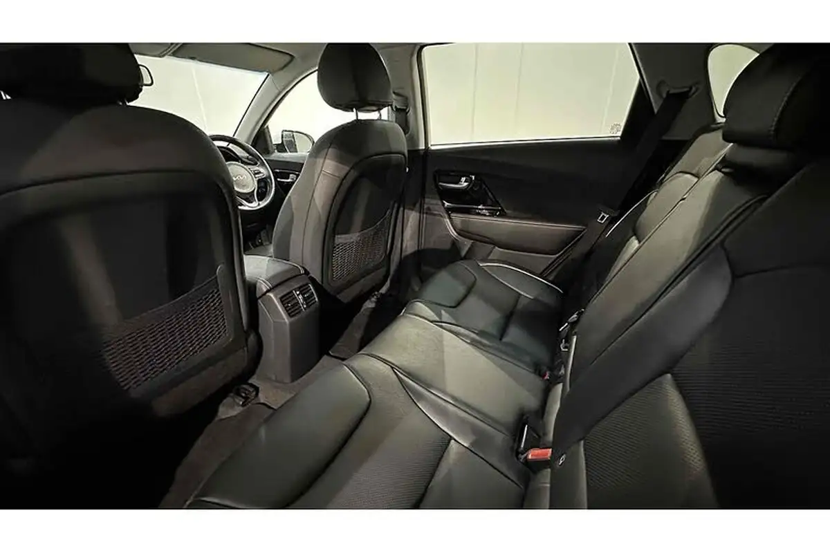 2022-kia-e-niro-ev-3-big-19