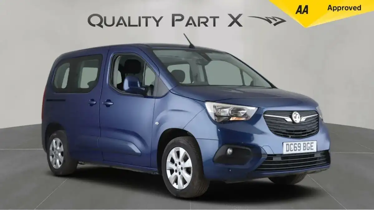 2020-vauxhall-combo-life-15-energy-130ps-big-0