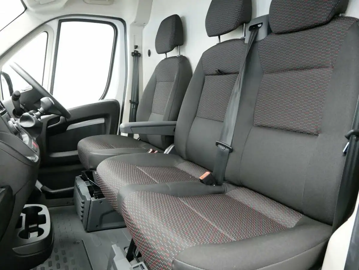 2023-citroen-relay-22bluehdi-35-l3h2-enterprise-edition-panel-big-3