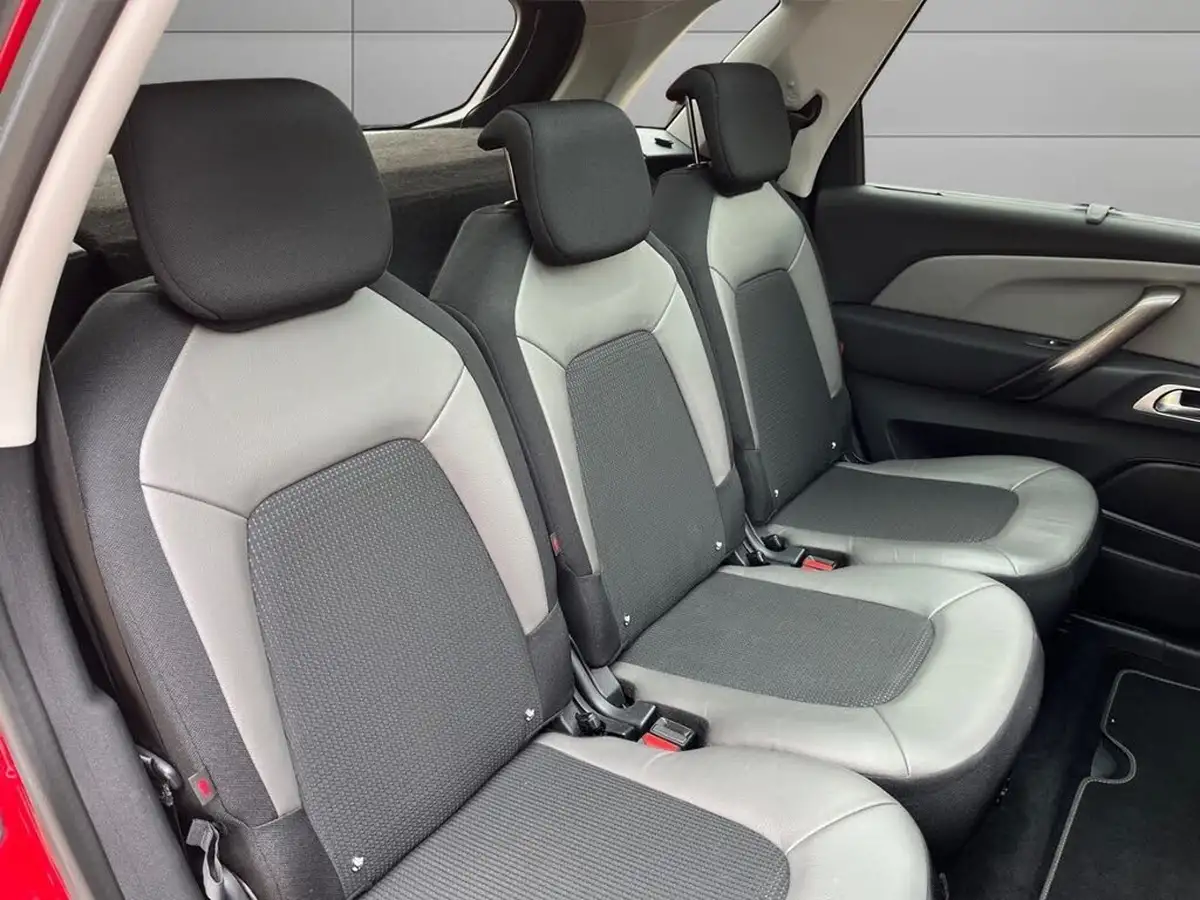 2018-citroen-c4-spacetourer-20bluehdi-flair-162ps-eat8-big-16