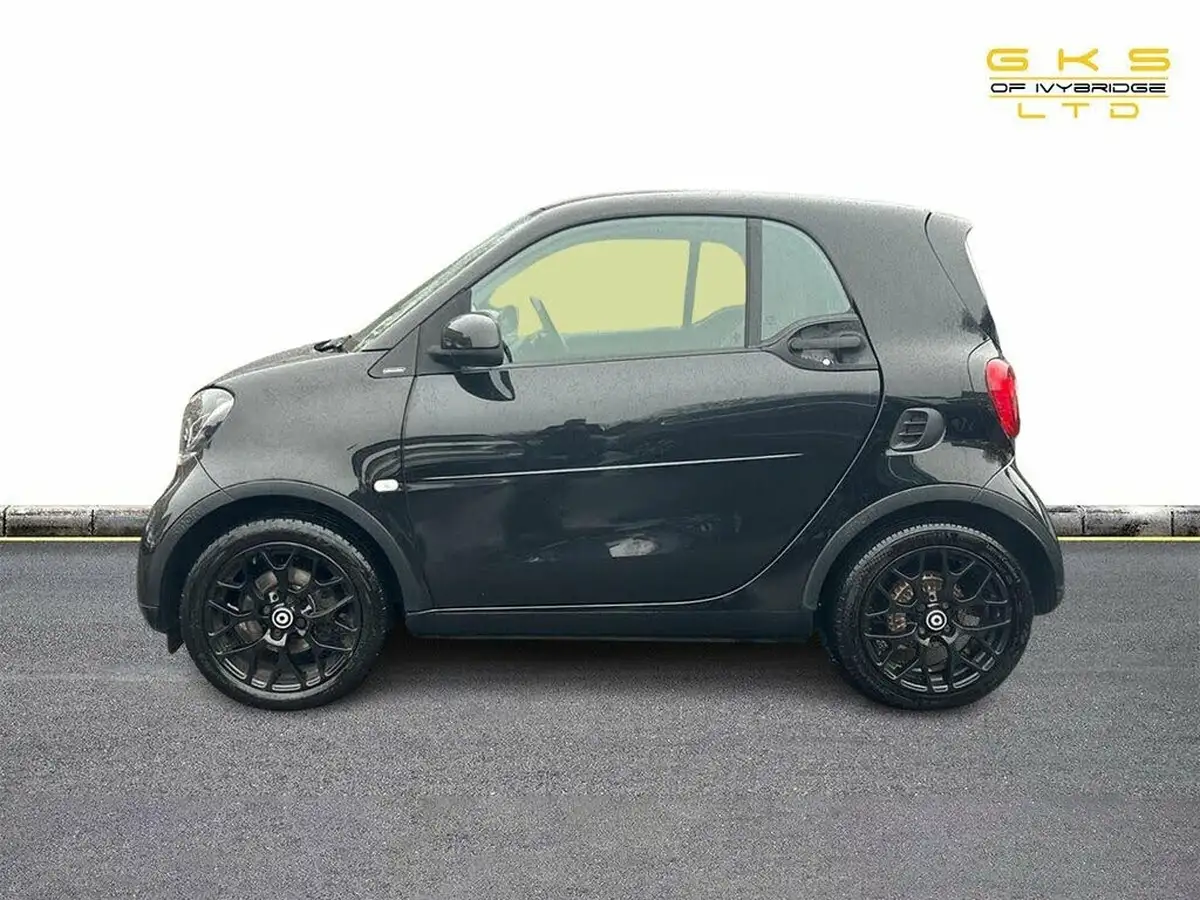 2016-smart-fortwo-10-edition-black-twinamic-big-15