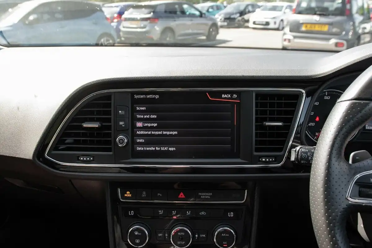 2019-seat-leon-15-tsi-evo-fr-150ps-ss-estate-dsg-big-28