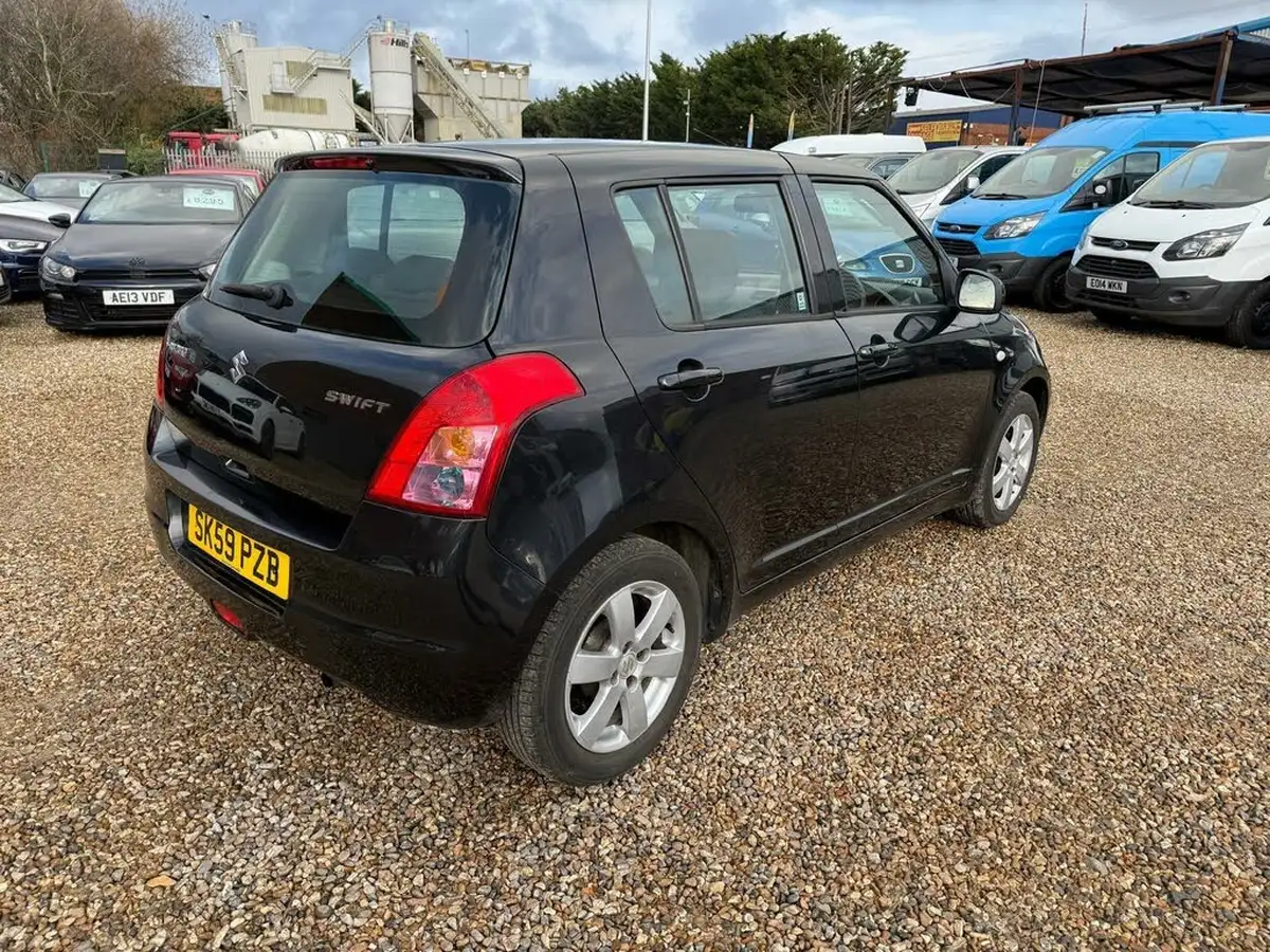 2008-suzuki-swift-13-gl-5d-big-5