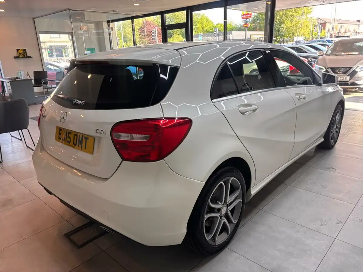 2015-mercedes-benz-a-class-15-cdi-a180-sport-109ps-7g-dct-big-9