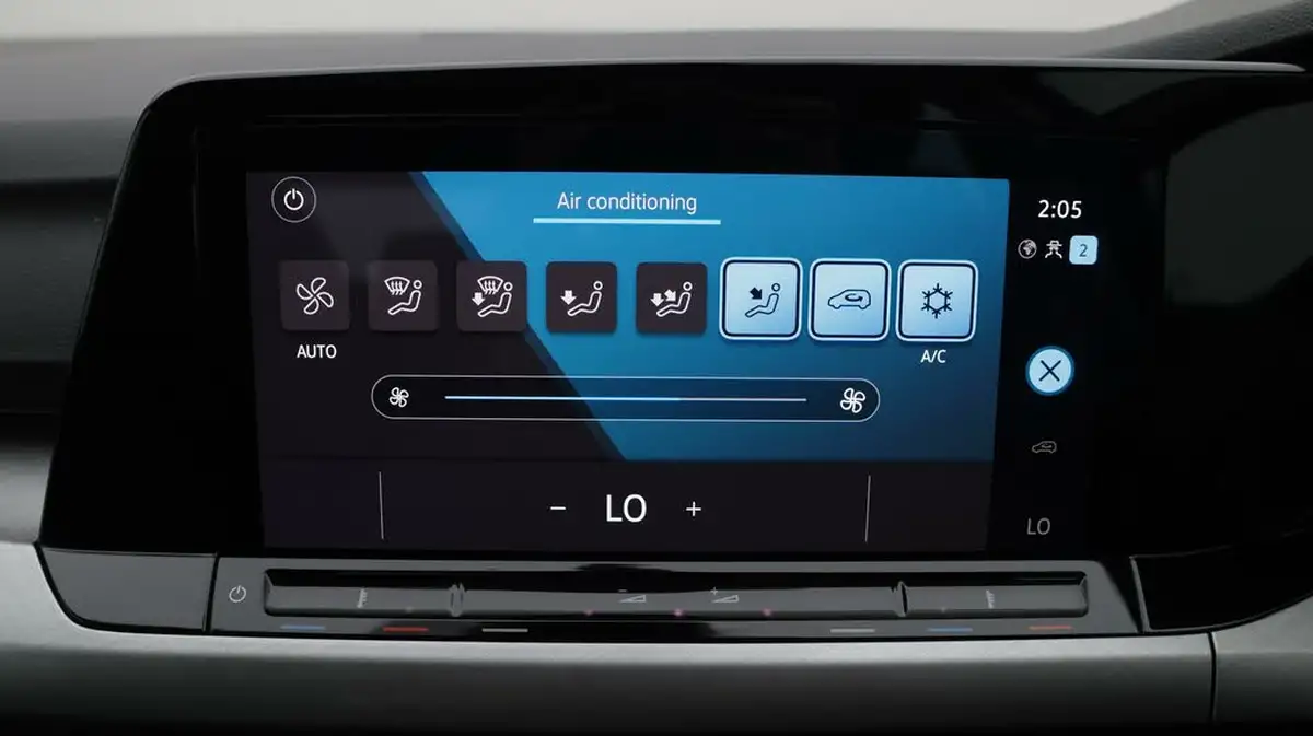 2022-volkswagen-golf-15-tsi-life-130ps-hatchback-big-12