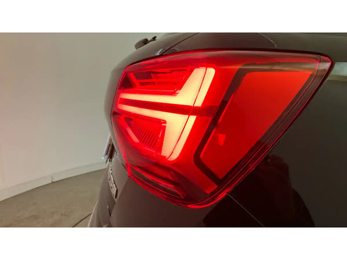 2024-audi-q2-10-30-tfsi-s-line-116ps-big-24