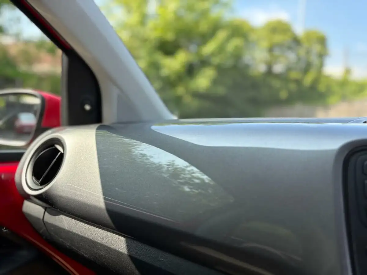 2014-seat-mii-10-i-tech-5d-big-27
