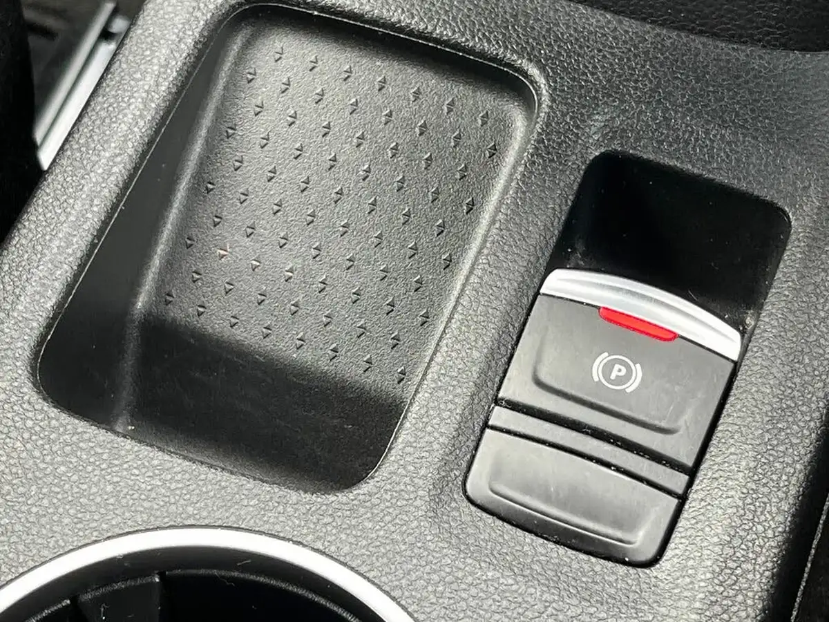 2021-renault-captur-13-tce-iconic-140ps-big-25