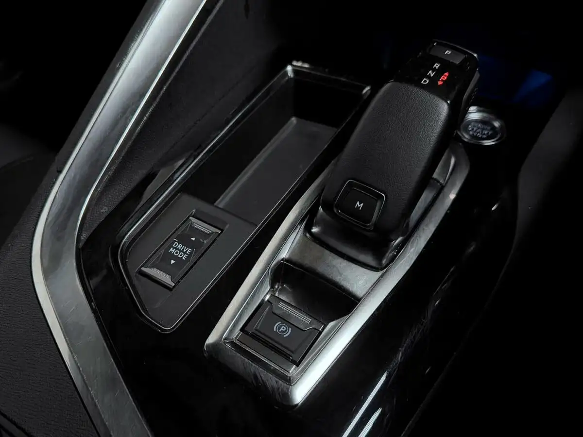 2021-peugeot-3008-suv-12-puretech-gt-premium-big-28