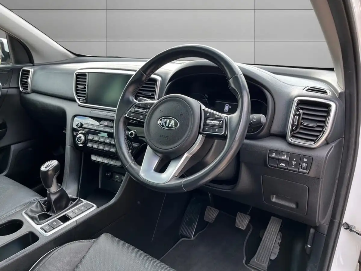 2019-kia-sportage-16-t-gdi-4-big-11