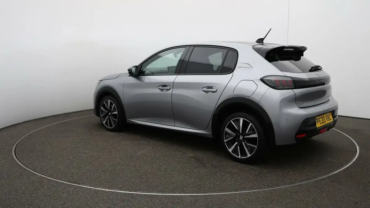 2020-peugeot-208-12-puretech-gt-line-100bhp-eat8-big-54