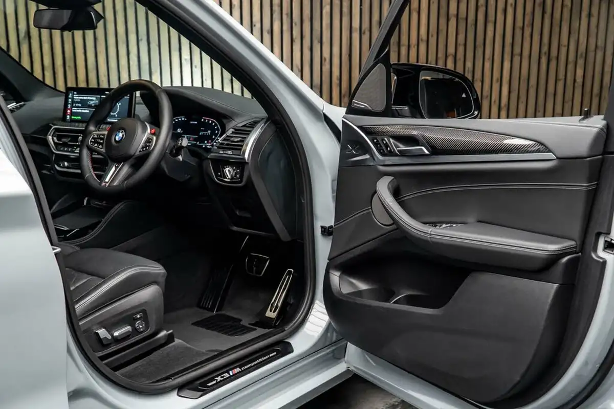 2022-bmw-x3-30-m-competition-big-31
