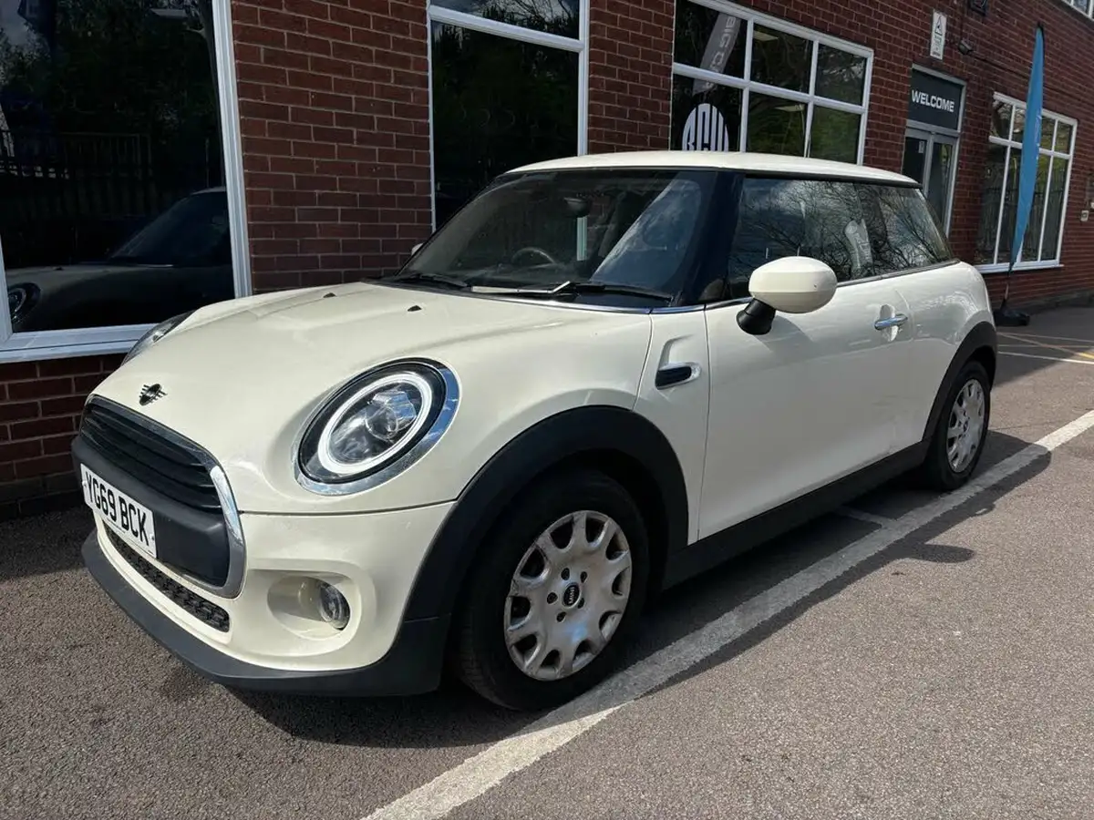 2019-mini-cooper-15-one-classic-101bhp-3d-big-4