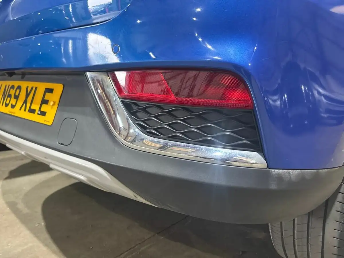 2019-mg-zs-suv-10t-gdi-exclusive-111ps-big-29