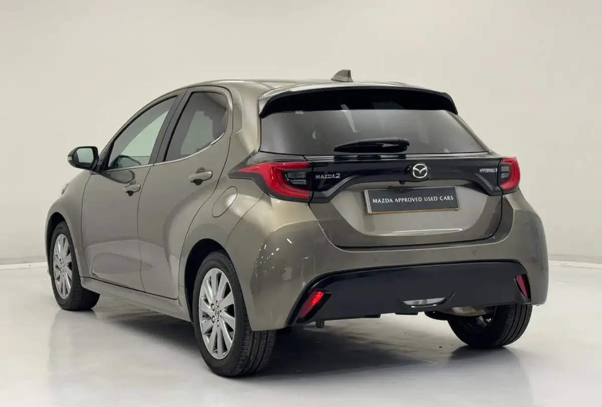 2023-mazda-mazda2-15-select-big-4