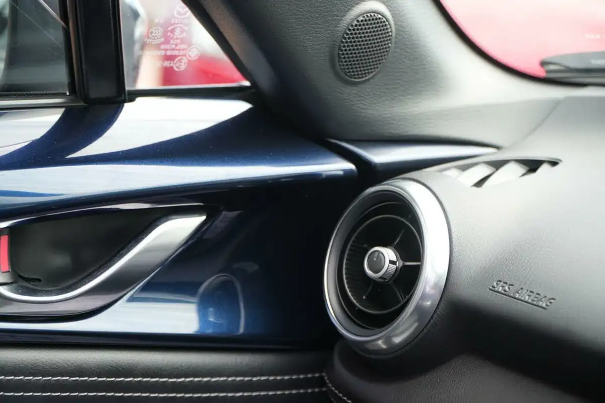 2024-mazda-mx-5-15-exclusive-line-roadster-big-23