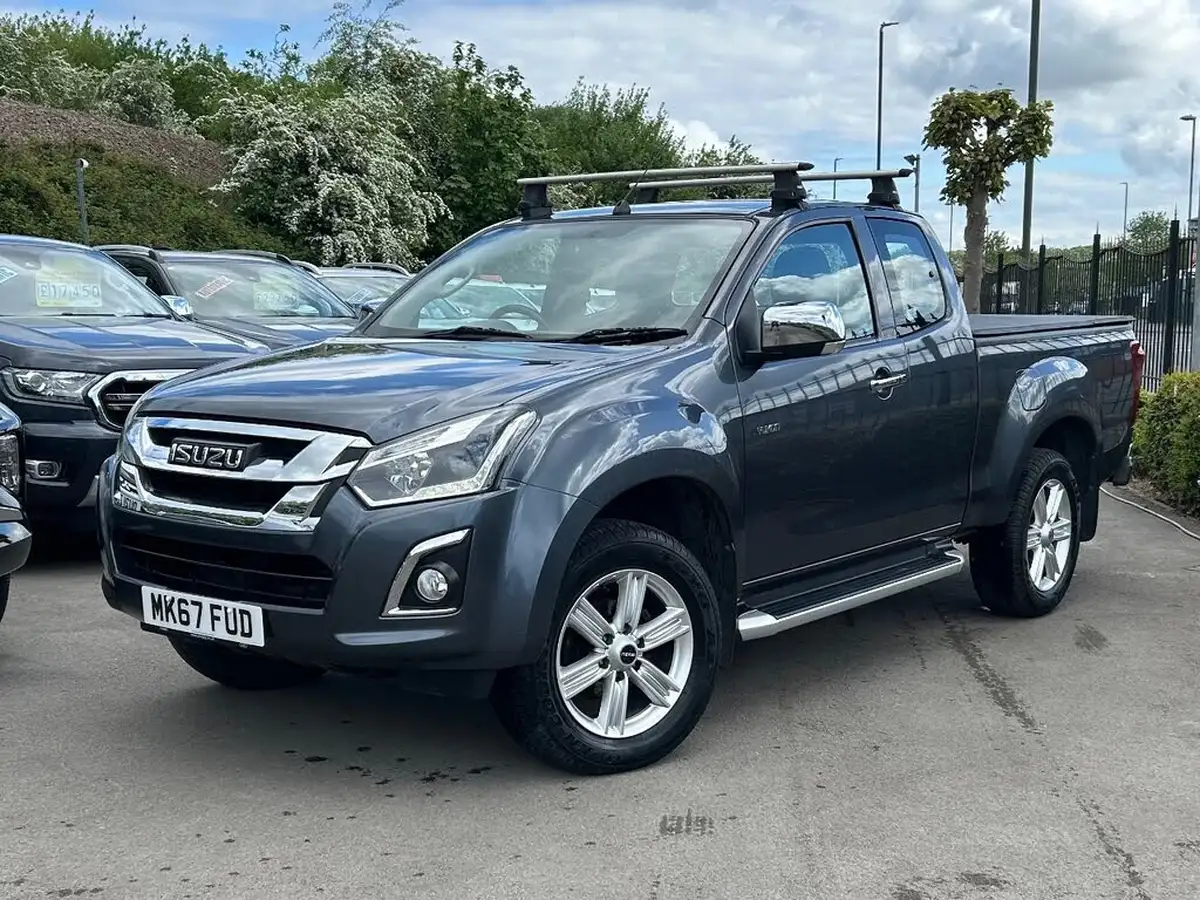 2017-isuzu-d-max-19td-yukon-double-pickup-big-0