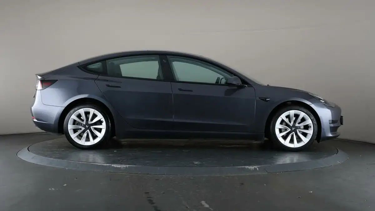 2021-tesla-model-3-e-standard-plus-big-52