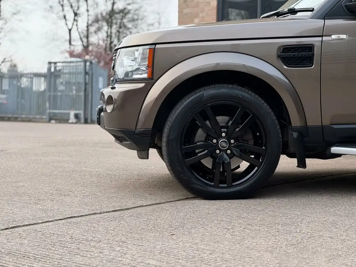 2013-land-rover-discovery-4-30td-hse-luxury-4x4-big-11
