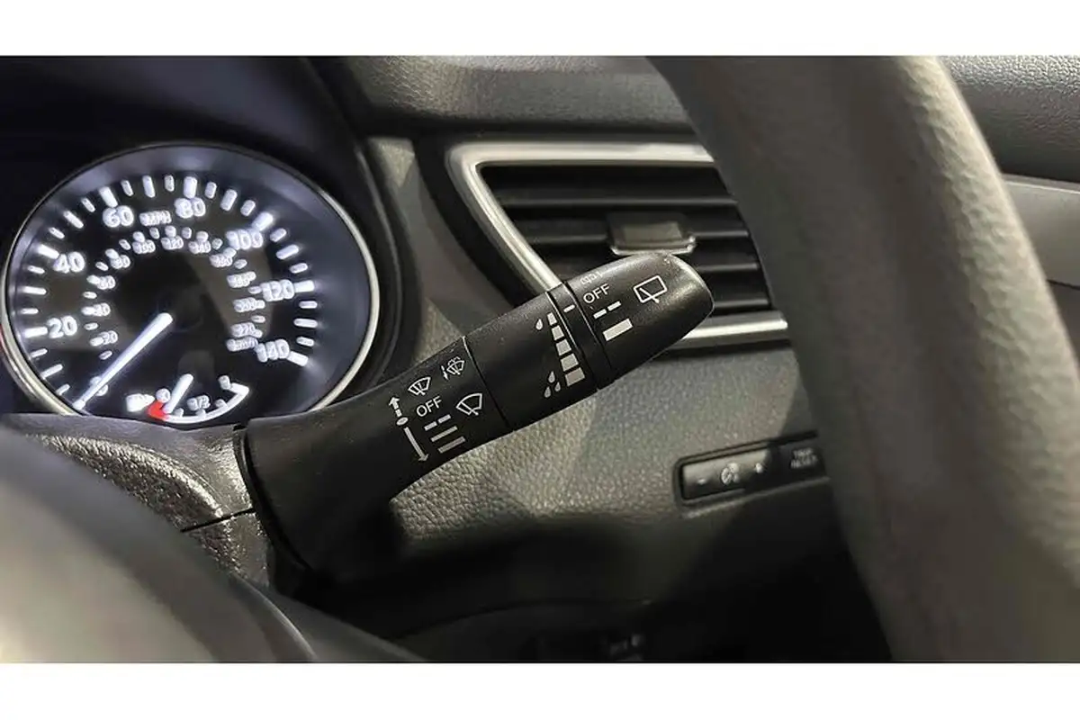 2018-nissan-qashqai-13-dig-t-visia-big-29
