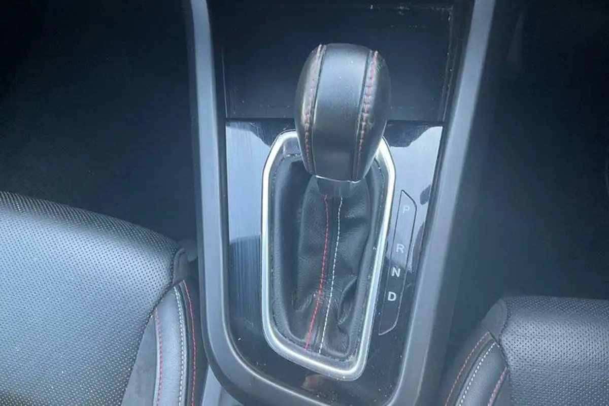 2022-renault-arkana-13-tce-rs-line-big-29