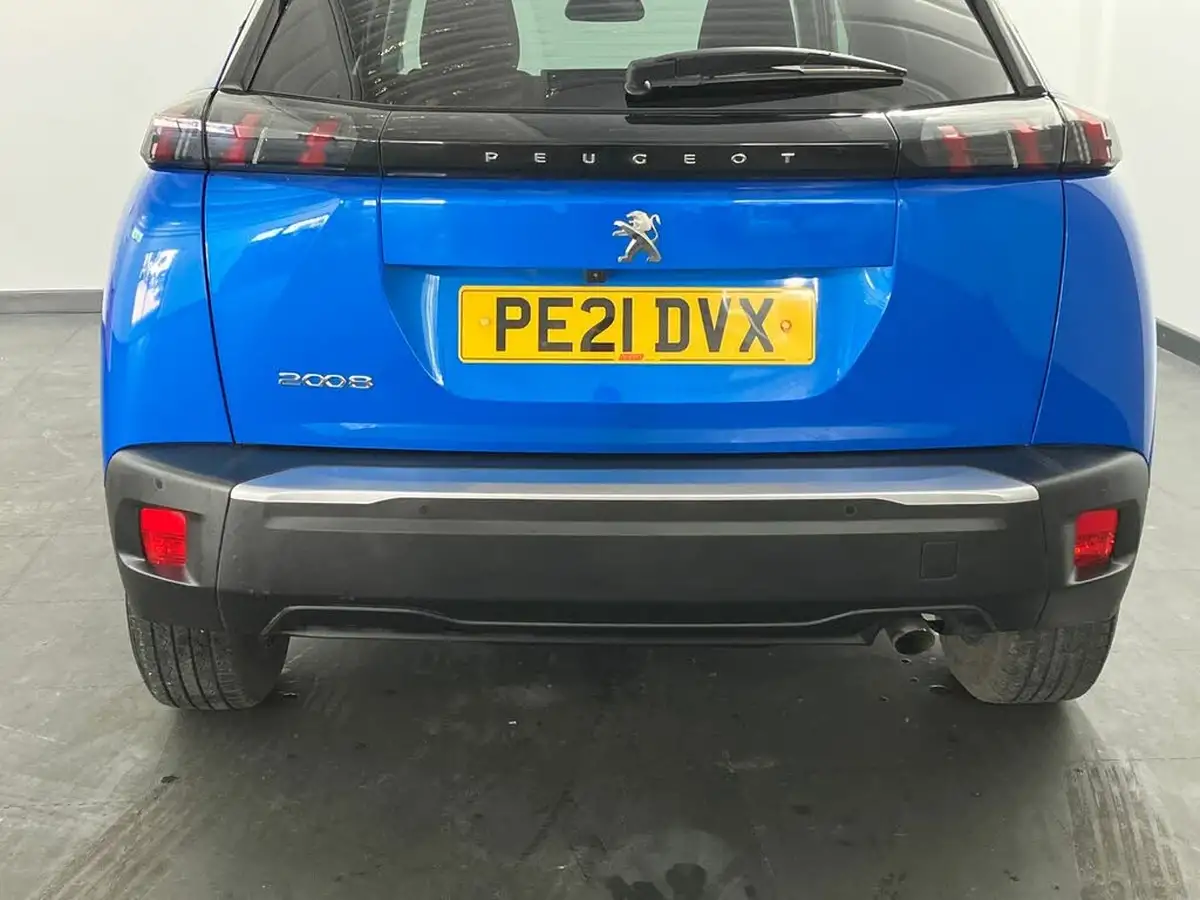 2021-peugeot-2008-suv-12-puretech-allure-premium-100bhp-big-43