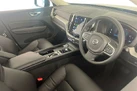 2022-volvo-xc60-20-b5-core-small-9